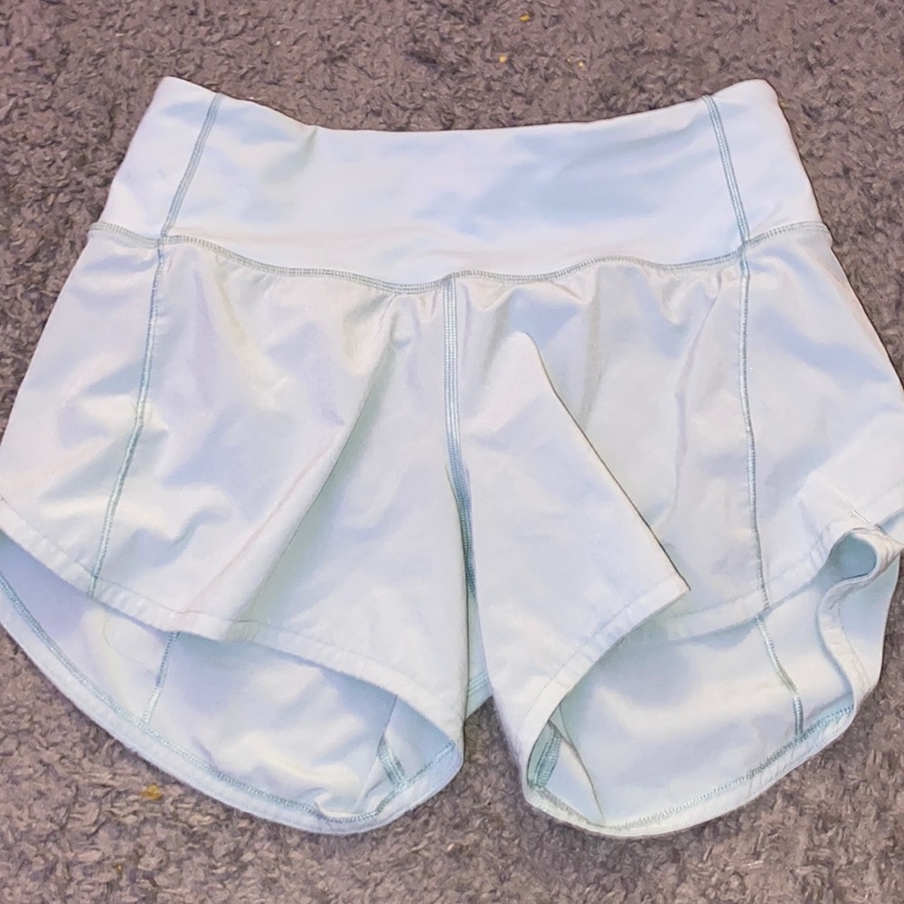Lululemon Speed Up Shorts Mid rise